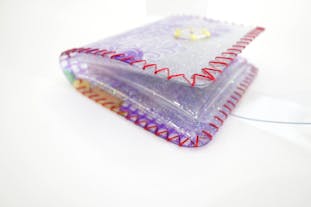 透明ウォレット